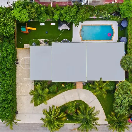 4Br Intracoastal Retreat With Pool Games & More